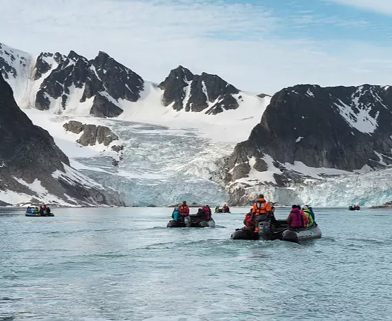 Spitzbergen_Raudfjord_c_Vreni_Stefan_Gerber_s.jpg