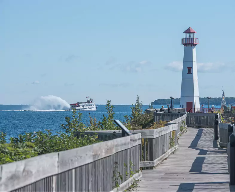 Wawatam lighthouse.jpg