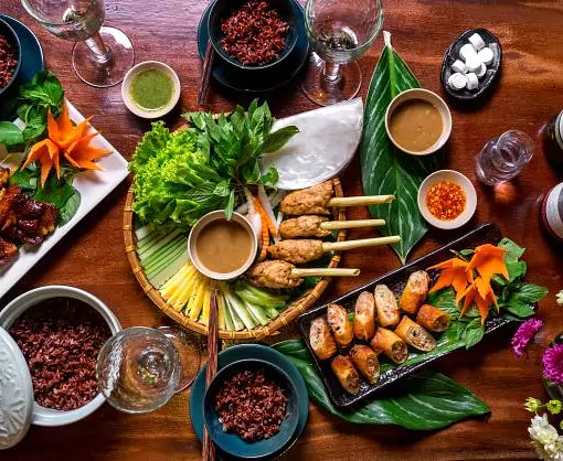 Vietnam-Vietnamese meatball, spring roll, pork roasted, brown rice-102529.jpg