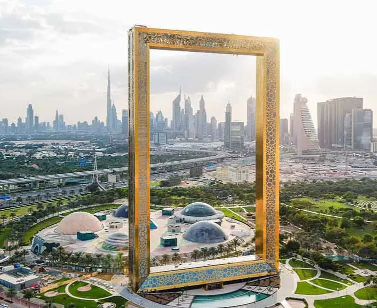 Dubai Frame.jpg