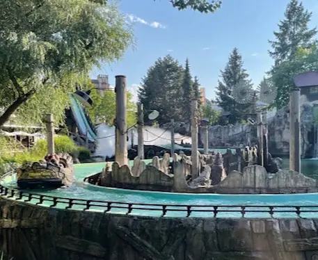 EuropaPark_Wildwasserbahn_2025.jpg