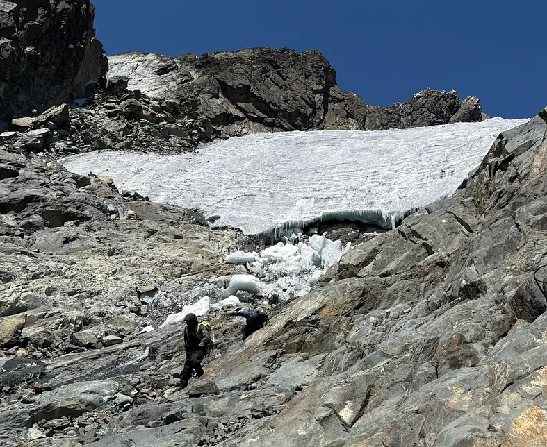 WhatsApp Image 2025-05-06 at 18.39.54 (2).jpeg