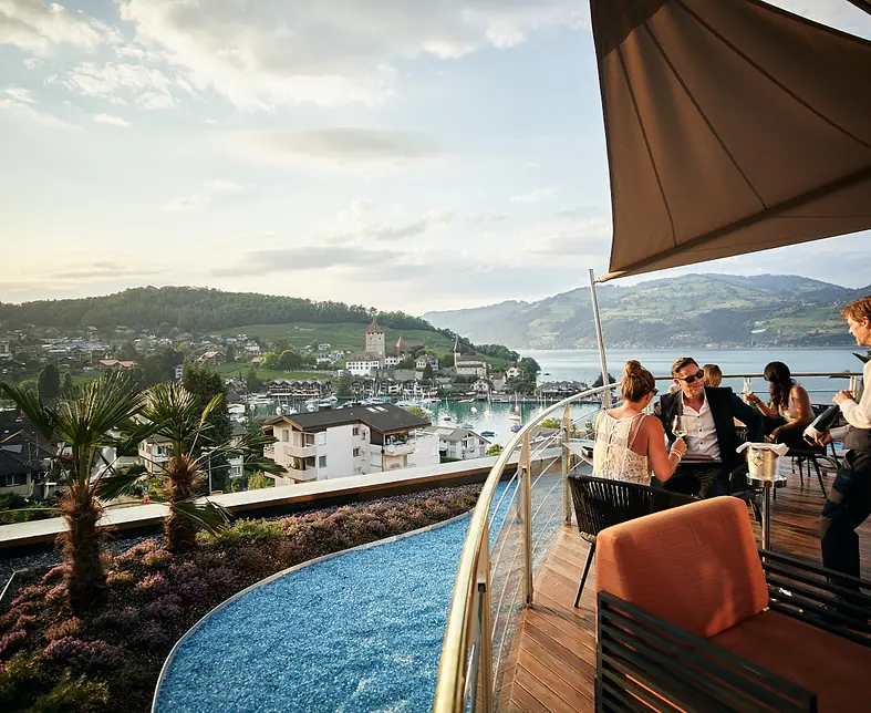 Captain's Bar_Komp.jpg